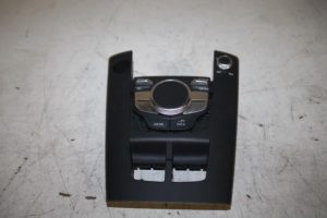 17814758 – 8V0919614E – Regelunit Multi Media