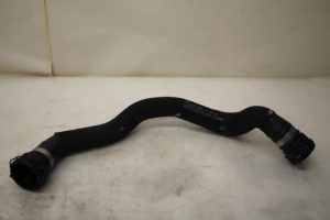 17796594 – 8K0121101M – Kühlerschlauch