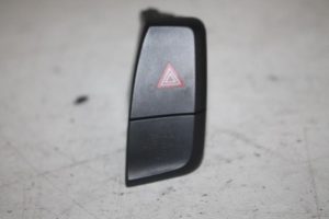 17806458 – 8K2941509AV10 – Paniekverlichtings Schakelaar