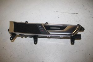 17806559 – 4F0837020C – Portiergreep 4Deurs rechts-voor