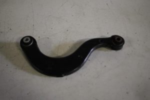 17830612 – 5Q0505323D – Draagarm boven links-achter