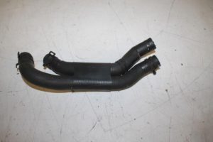 17829971 – 8W0122445C – Kühlerschlauch