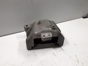 18823128 – 1J0199262AP – Engine mount
