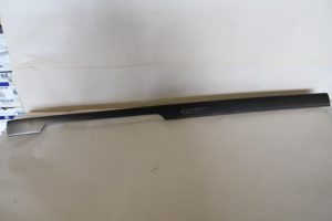 17789985 – 8D1853190AF8NQ – Dashboard sierlijst