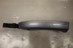 17800652 – 4H0837205C – Portiergreep 4Deurs links-voor