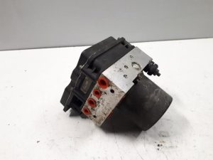 22277131 – 8E0614517AT – ABS Pumpe