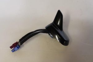 17791656 – 8R0035503AY9B – GPS Antenne