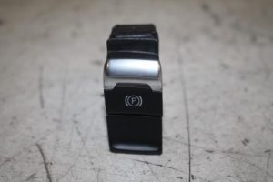 17813394 – 8K1927225BWEP – Handrem schakelaar