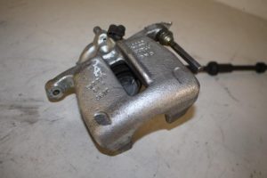 17818104 – 4G0615403A – Remklauw (Tang) links-achter