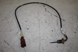 17811453 – 04L906088DK – Exhaust heat sensor
