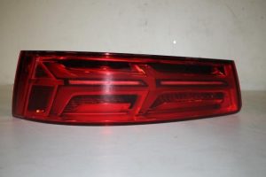 17820132 – 4M0945094E – Taillight, right