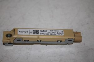 17818405 – 8W5035225D – Antenna Amplifier