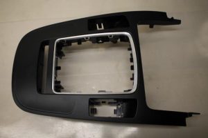 17795569 – 8K0864261V10 – Middenconsoles