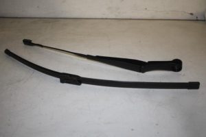 17828109 – 4KL9554071P9 – Front wiper arm