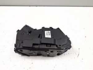 18909745 – 5NA839016E – Deurslot Mechaniek 4Deurs rechts-achter