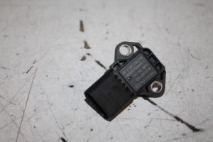 17810653 – 038906051K – Sensor (overige)
