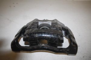 17806728 – 8E0615123C – Bremszange links vorne