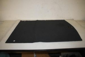 17821969 – 4F5863463A36R – Vloerplaat bagageruimte