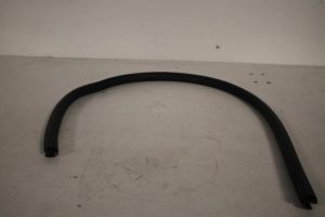 17803497 – 4G8833707A – Portierrubber 4Deurs links-achter