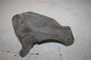 17805929 – 4F0399114B – Getriebe Halterung