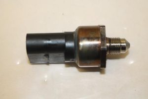 17800685 – 059906054B – Kraftstoffdruck Sensor