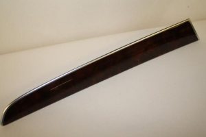 17787931 – 8R0867409B1B4 – Sierstrip