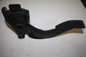 17815905 – 8K1723523 – Gaspedaal