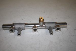 17804923 – 06E130090AD – Kraftstoffverteiler