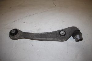 17826988 – 8K0407152F – Draagarm onder rechts-voor