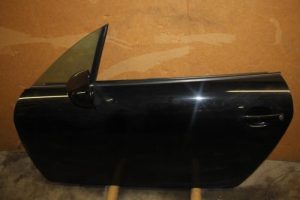 17799414 – 8N0831051C – Portier 2Deurs links