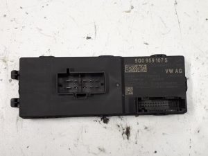 18896963 – 5Q0959107S – Module achterklep motor