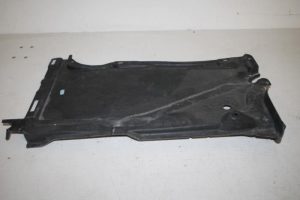 17832179 – 4G0825215F – Beschermplaat bodem