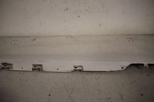 17812959 – 4H0853859EY9C – Dorpel links