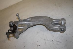 17819848 – 4M0413037H – Schokdempervork links-voor