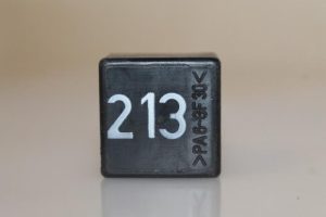 17792494 – 443951253J – Relais