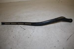 17807274 – 4B1955408D – Front wiper arm