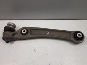 20410679 – 4M0407151G, 4M0407155C – Draagarm onder links-voor
