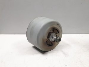 21694017 – 8E0199379F – Engine mount