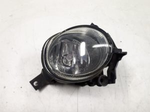 21354520 – 8E0941700C – Fog light, front right
