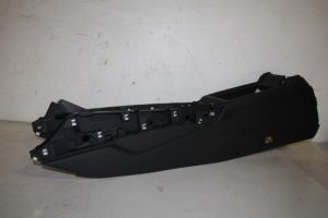 17818419 – 8W28632416PS – Mittelkonsole