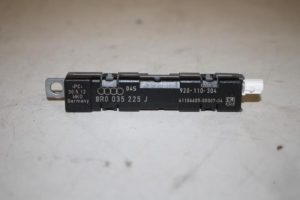 17830202 – 8R0035225J – Antenne Versterker
