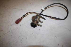 17822590 – 04L131113J – Adblue Injektor