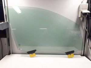 21171512 – 4M0845022 – Door window 4-door, front right