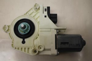 17796891 – 4F0959802D – Fenstermotor Tür