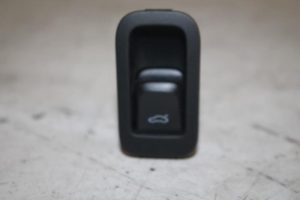 17813526 – 8K0959831AV10 – Schakelaar achterklep