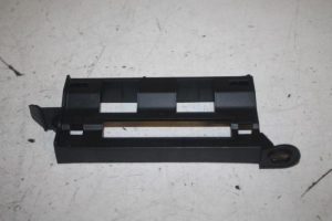 17810448 – 4G8907455 – Steun (diversen)