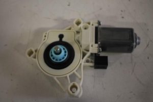 17829593 – 4K0959801 – Door window motor