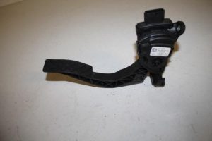 17817822 – 4H1723523 – Accelerator pedal