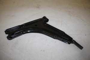 17821475 – 171407153D – Draagarm links-voor