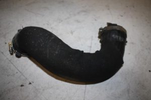 17823200 – 8R0145709D – Intercooler Slang